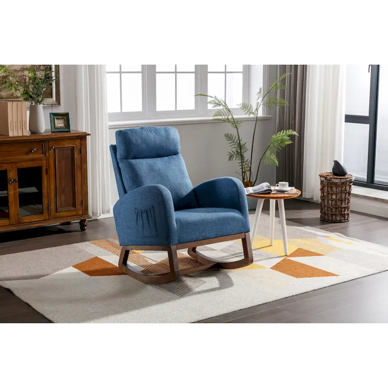 Mecedora tapizada azul 27 con patas de madera y práctico bolsillo lateral
