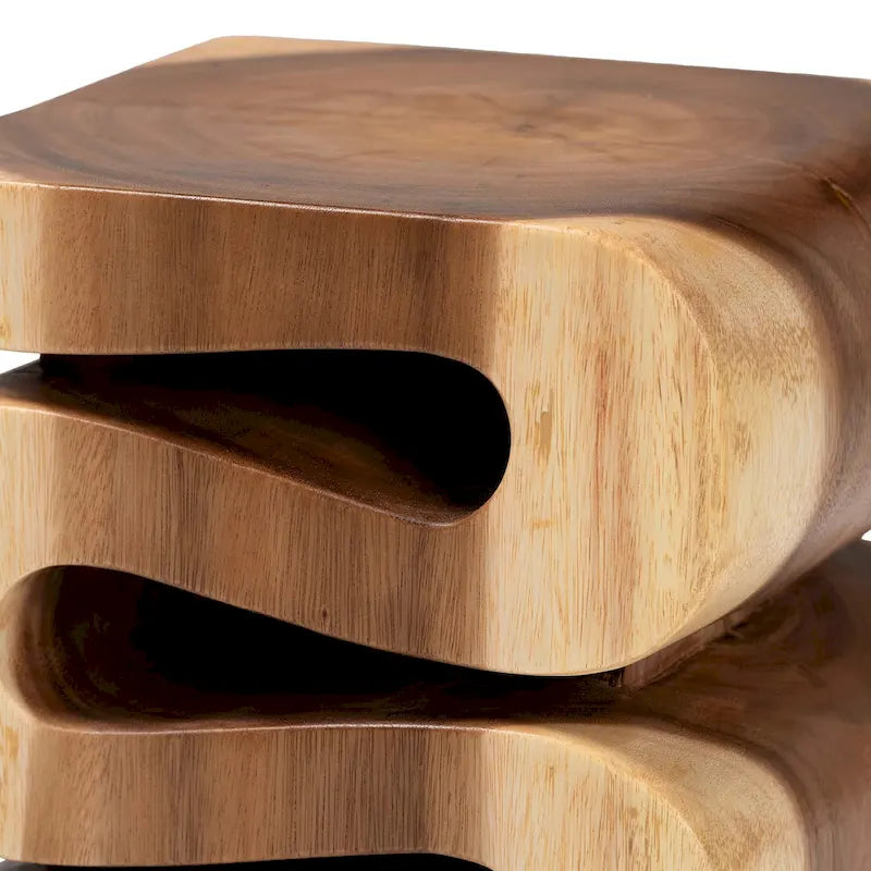 Mesa Auxiliar de Madera de Suar Tallada a Mano