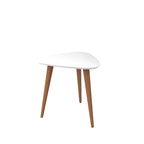 Mesa auxiliar alta triangular de 19.88 con patas de madera inclinadas